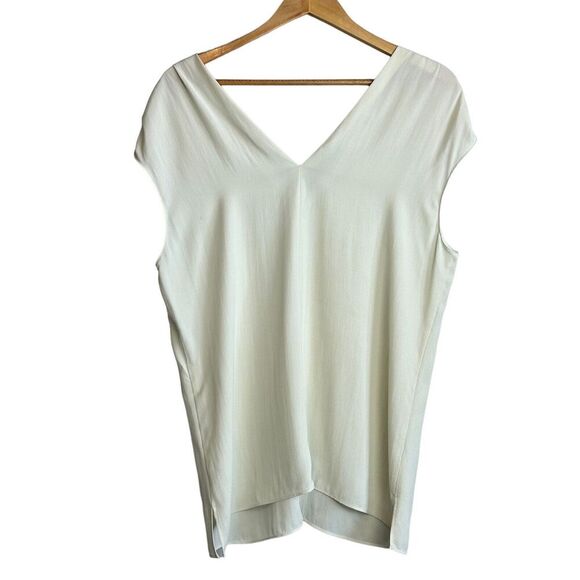 Lafayette 148 New York Top Womens Medium Ivory Silk Sleeveless Blouse V-neck NEW - Picture 5 of 8